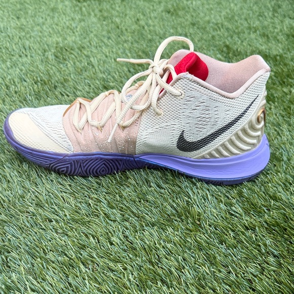 Nike Kyrie 5
Concepts Ikhet - Picture 4 of 9